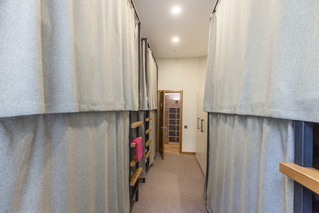 Nap & Rest Hostel Kiev Luaran gambar